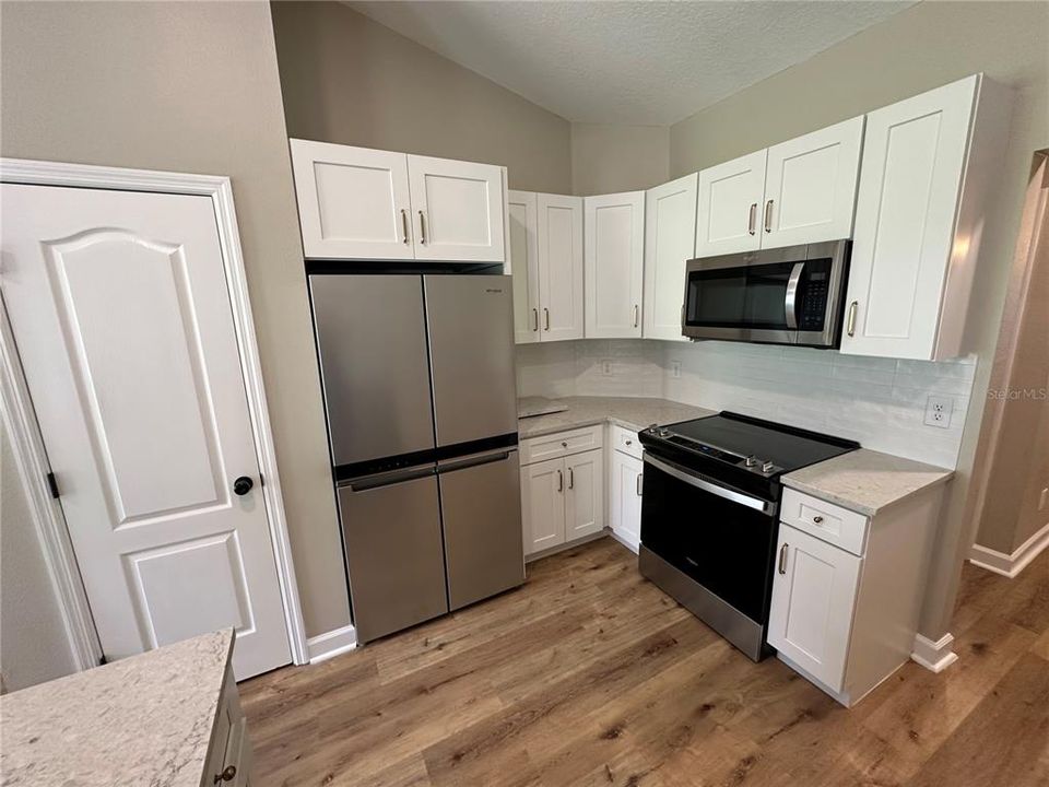 En Venta: $485,000 (3 camas, 2 baños, 2035 Pies cuadrados)