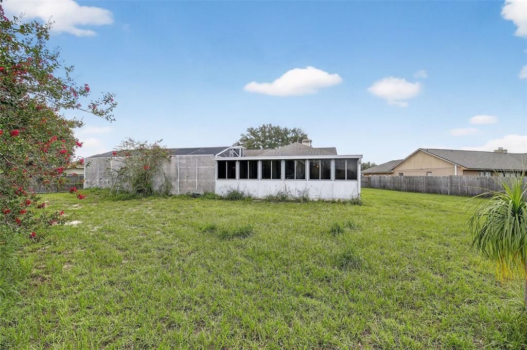 Active With Contract: $239,900 (4 beds, 3 baths, 2149 Square Feet)