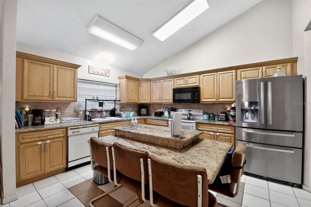 Active With Contract: $239,900 (4 beds, 3 baths, 2149 Square Feet)