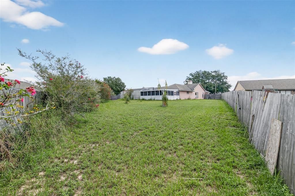 Active With Contract: $239,900 (4 beds, 3 baths, 2149 Square Feet)