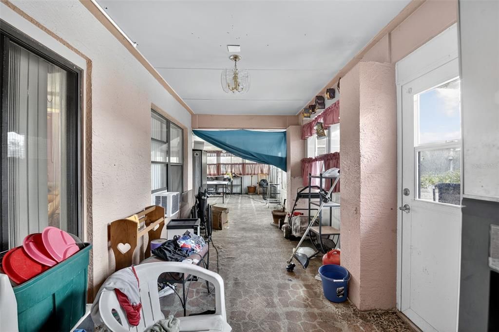 Active With Contract: $239,900 (4 beds, 3 baths, 2149 Square Feet)