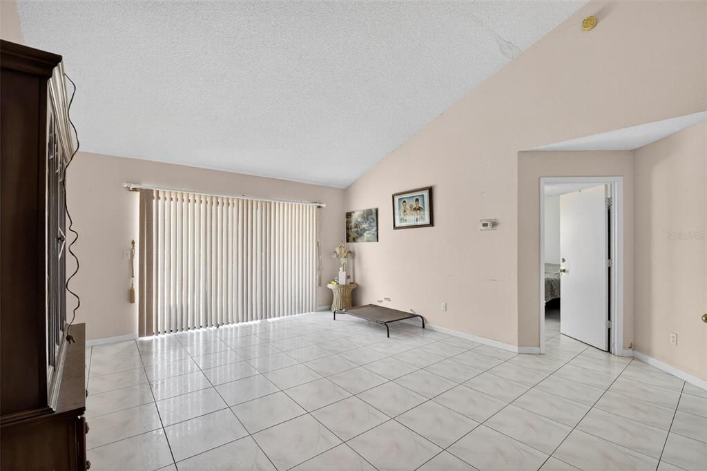 Active With Contract: $239,900 (4 beds, 3 baths, 2149 Square Feet)