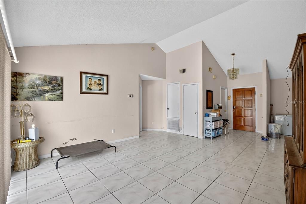 Active With Contract: $239,900 (4 beds, 3 baths, 2149 Square Feet)