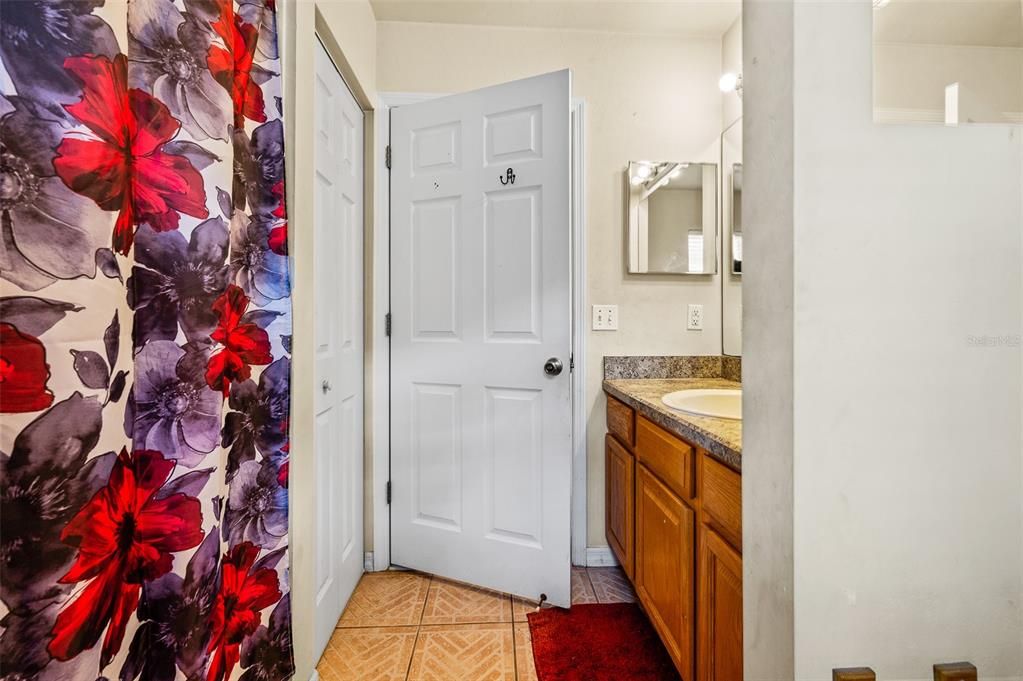 For Sale: $349,000 (3 beds, 2 baths, 1760 Square Feet)