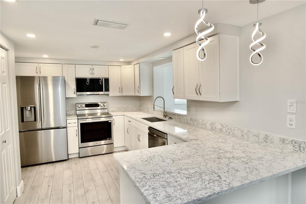 For Sale: $539,900 (3 beds, 2 baths, 1759 Square Feet)