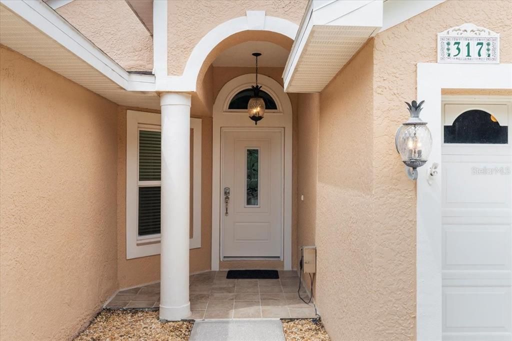 Под контрактом: $499,900 (3 спален, 2 ванн, 1753 Квадратных фут)