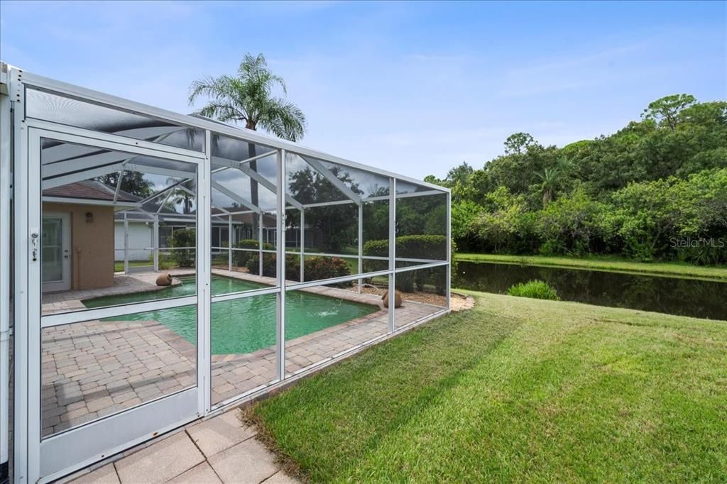 Под контрактом: $499,900 (3 спален, 2 ванн, 1753 Квадратных фут)