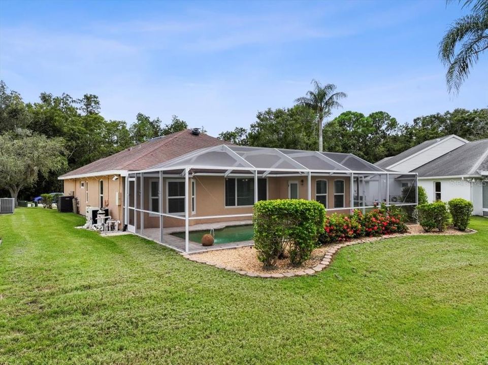 Под контрактом: $499,900 (3 спален, 2 ванн, 1753 Квадратных фут)