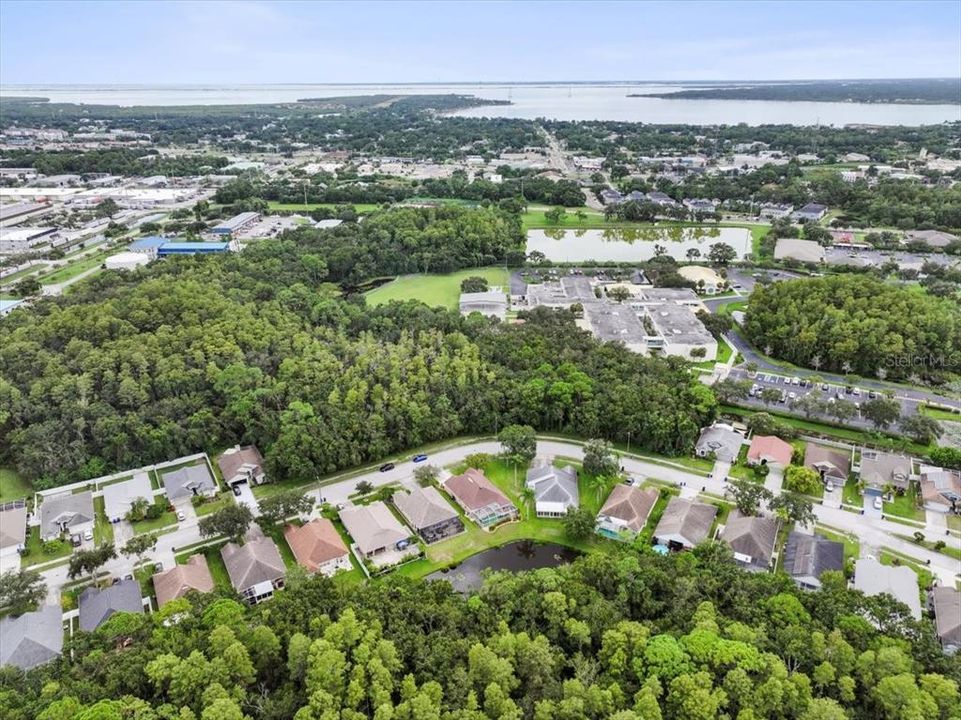 Под контрактом: $499,900 (3 спален, 2 ванн, 1753 Квадратных фут)