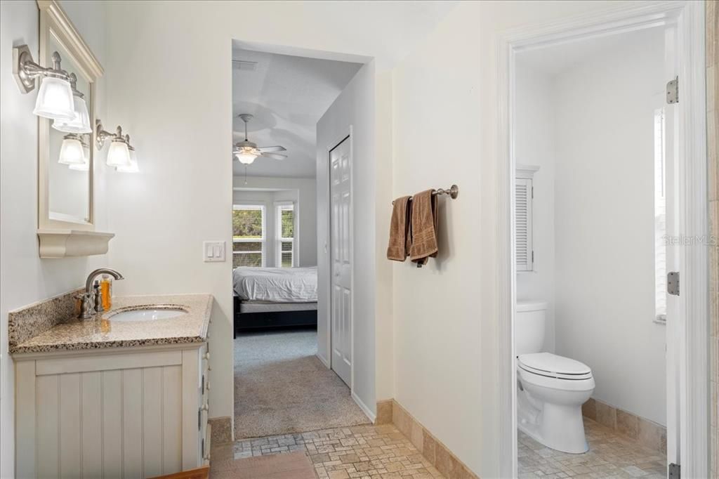 Под контрактом: $499,900 (3 спален, 2 ванн, 1753 Квадратных фут)