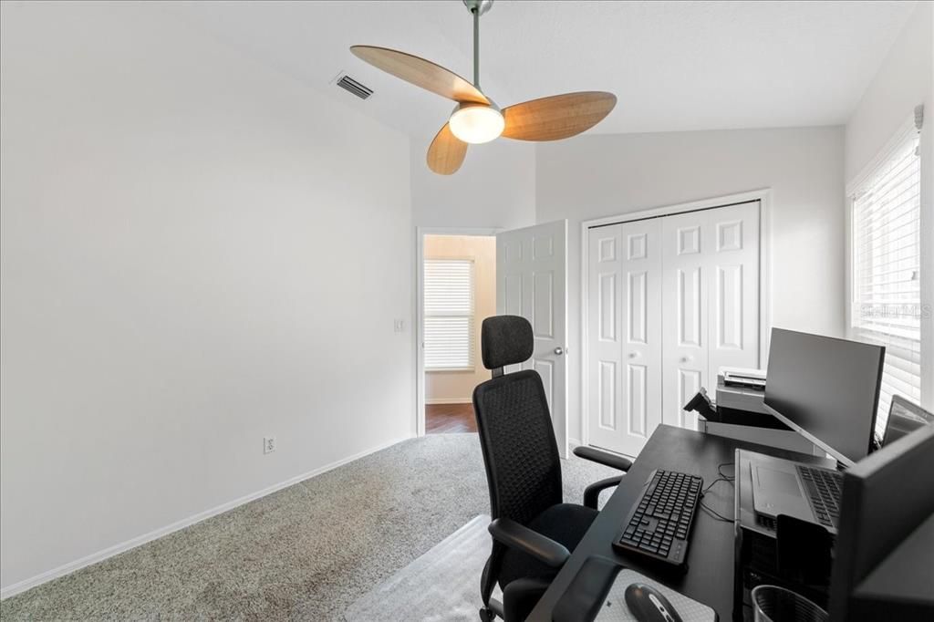 Под контрактом: $499,900 (3 спален, 2 ванн, 1753 Квадратных фут)