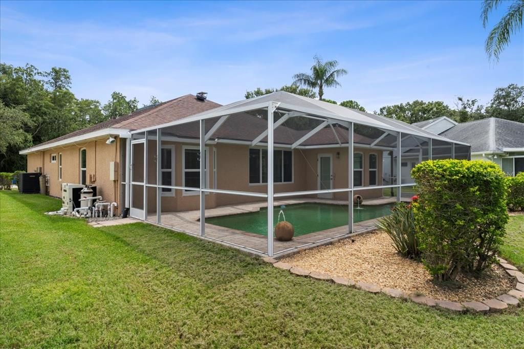 Под контрактом: $499,900 (3 спален, 2 ванн, 1753 Квадратных фут)