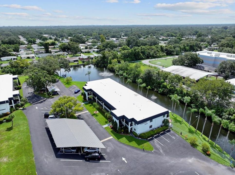 Под контрактом: $179,900 (2 спален, 2 ванн, 1100 Квадратных фут)