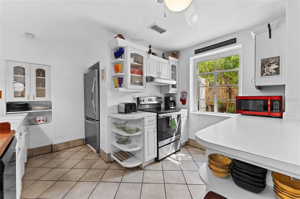 出租: $3,500 (3 贝兹, 2 浴室, 1760 平方英尺)