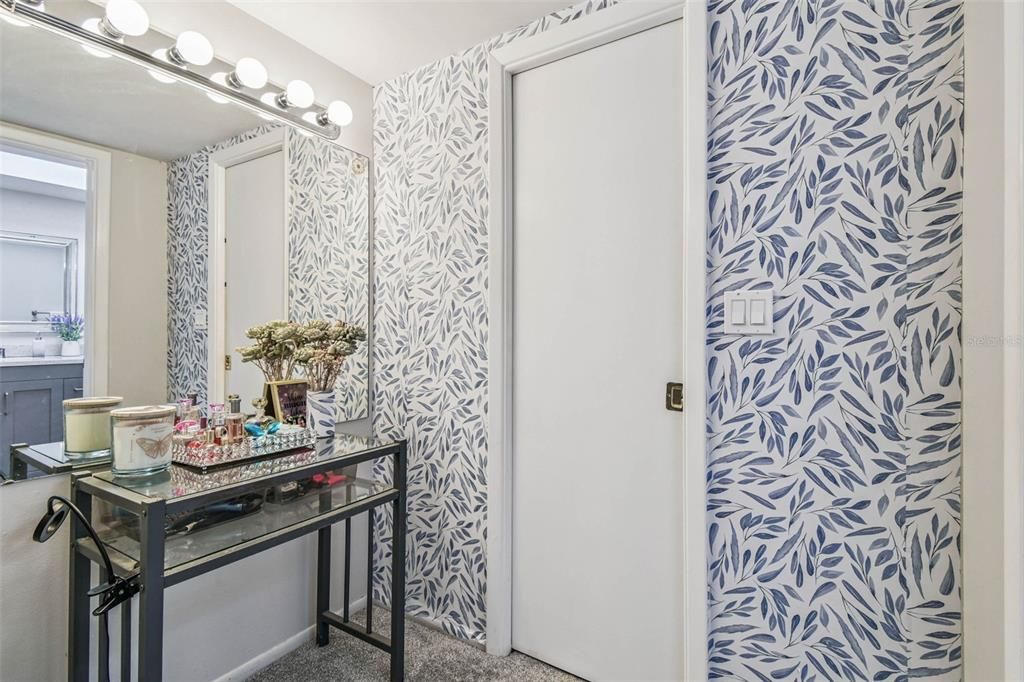 На продажу: $169,000 (2 спален, 2 ванн, 956 Квадратных фут)