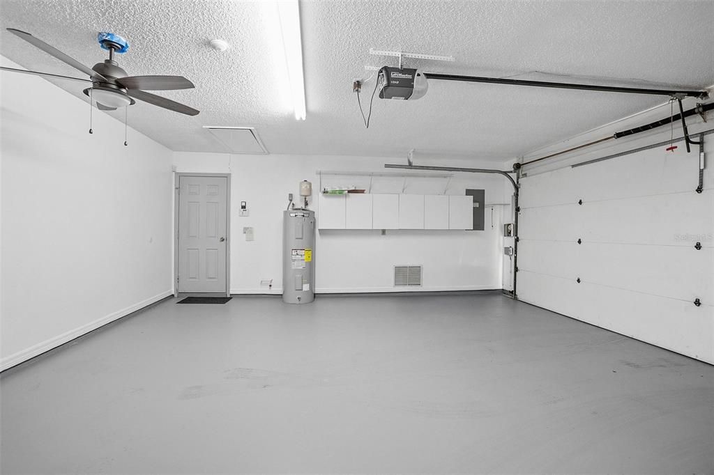 En Venta: $479,000 (4 camas, 3 baños, 2533 Pies cuadrados)