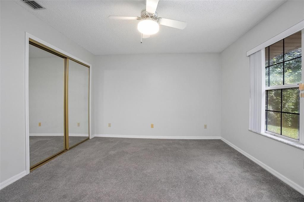 En Venta: $479,000 (4 camas, 3 baños, 2533 Pies cuadrados)