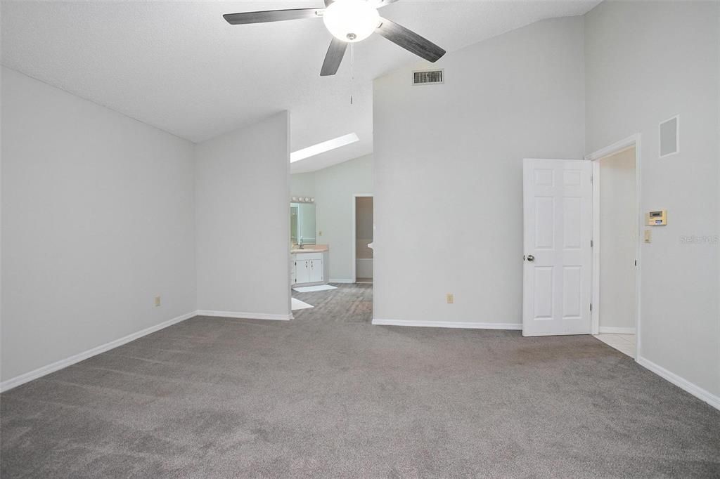 En Venta: $479,000 (4 camas, 3 baños, 2533 Pies cuadrados)