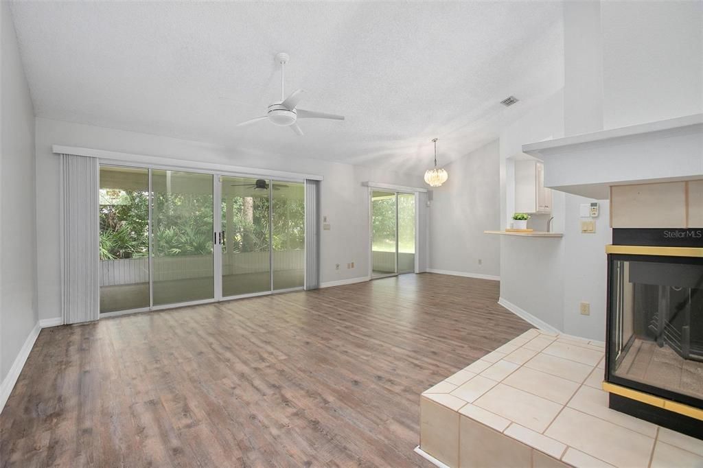 En Venta: $479,000 (4 camas, 3 baños, 2533 Pies cuadrados)