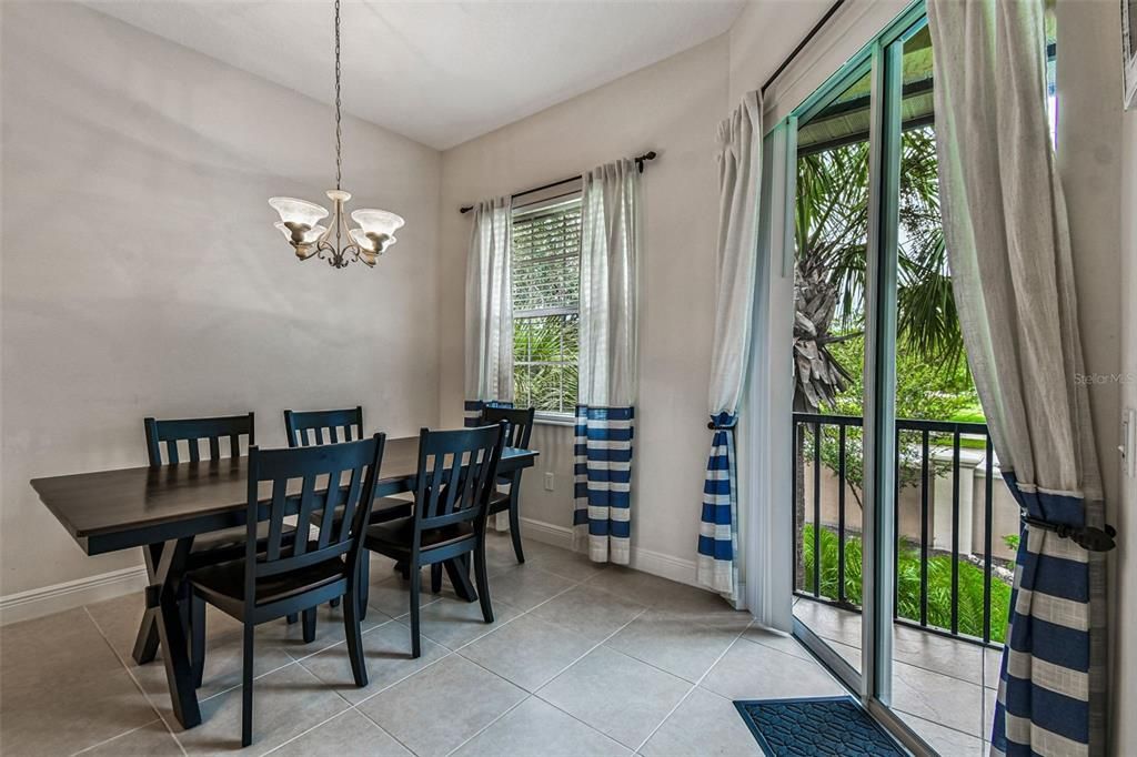 待售: $364,900 (3 贝兹, 2 浴室, 1812 平方英尺)