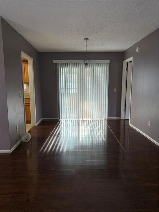 Active With Contract: $340,000 (3 beds, 2 baths, 1444 Square Feet)