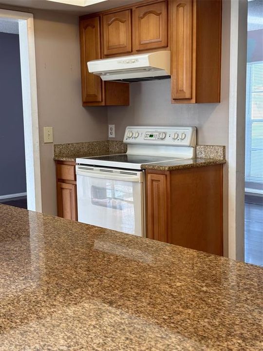 Active With Contract: $340,000 (3 beds, 2 baths, 1444 Square Feet)