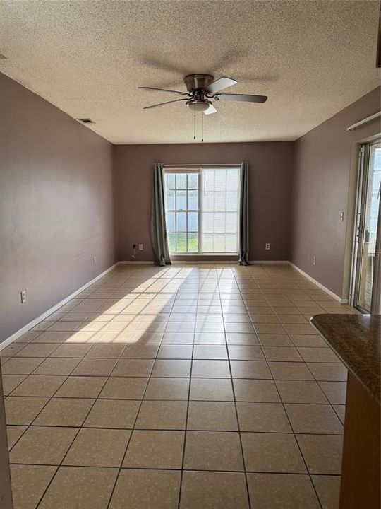 Active With Contract: $340,000 (3 beds, 2 baths, 1444 Square Feet)