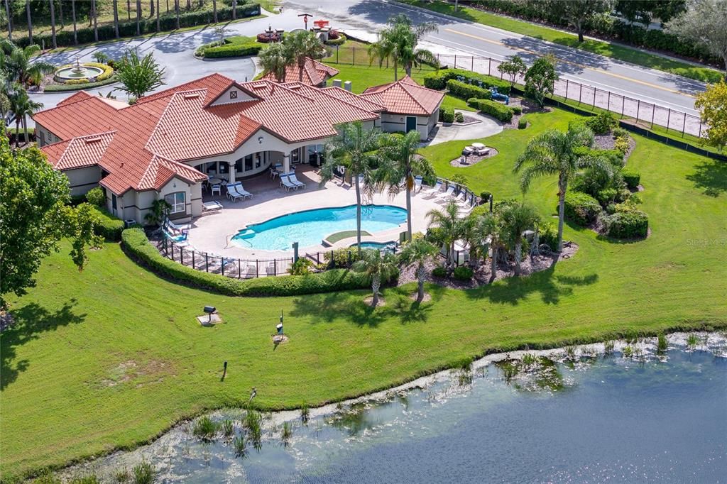 待售: $240,000 (2 贝兹, 2 浴室, 1107 平方英尺)