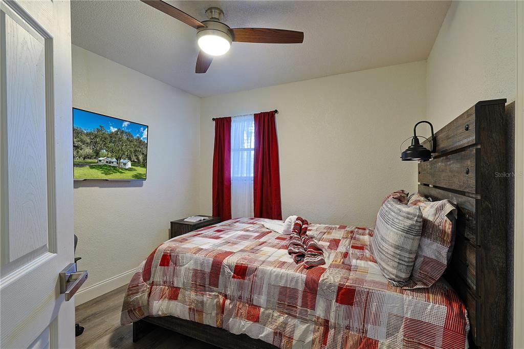 На продажу: $1,200,000 (3 спален, 2 ванн, 1716 Квадратных фут)