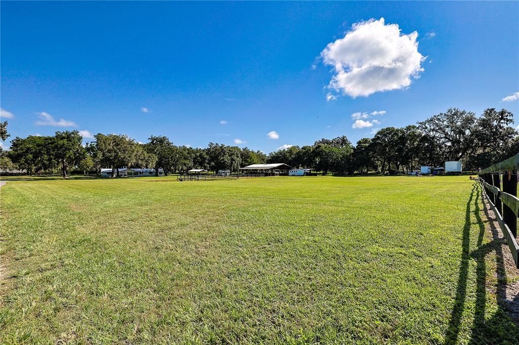 На продажу: $1,200,000 (3 спален, 2 ванн, 1716 Квадратных фут)