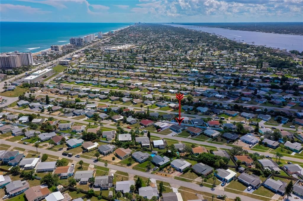 For Sale: $329,900 (3 beds, 2 baths, 1274 Square Feet)