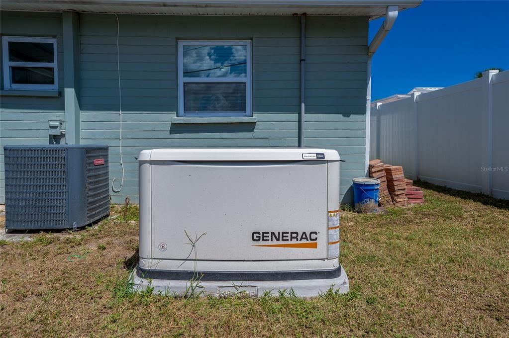 For Sale: $329,900 (3 beds, 2 baths, 1274 Square Feet)