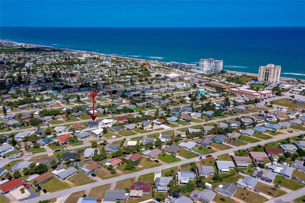 For Sale: $329,900 (3 beds, 2 baths, 1274 Square Feet)