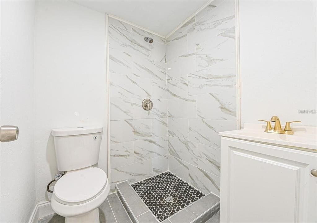 En Venta: $314,000 (5 camas, 3 baños, 1320 Pies cuadrados)