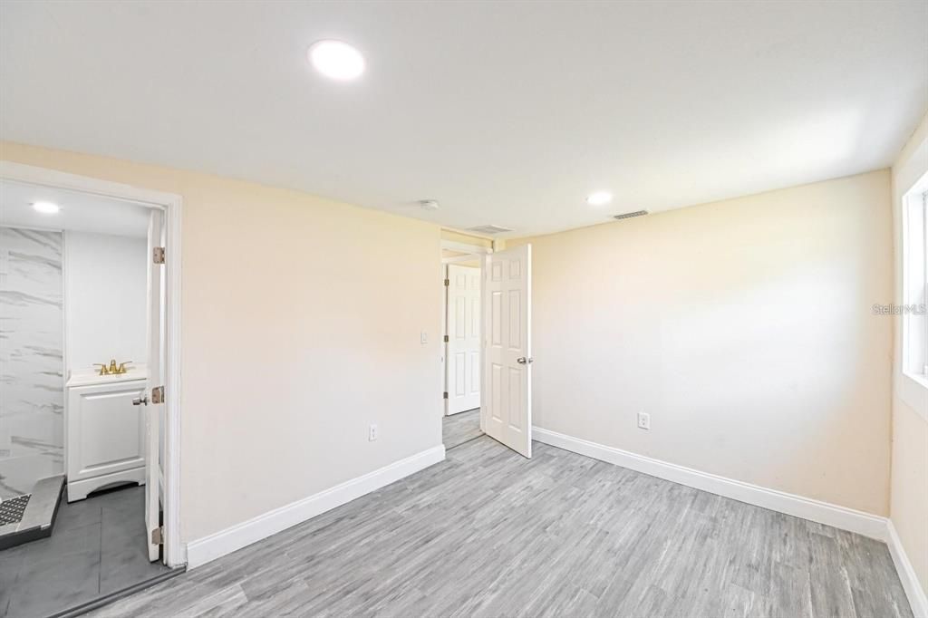 En Venta: $314,000 (5 camas, 3 baños, 1320 Pies cuadrados)