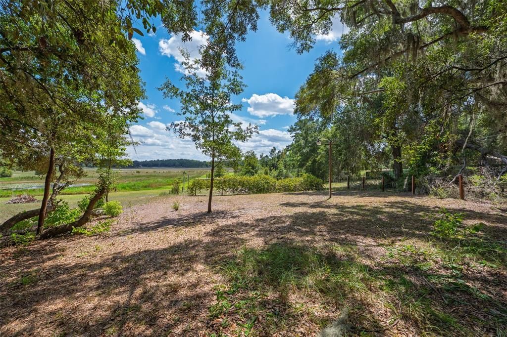 For Sale: $279,900 (2 beds, 2 baths, 1020 Square Feet)