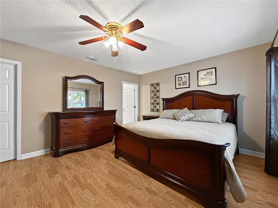 Active With Contract: $850,999 (4 beds, 4 baths, 2104 Square Feet)