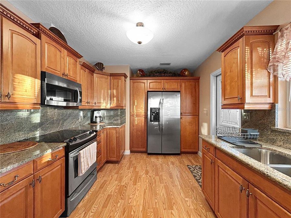 Active With Contract: $850,999 (4 beds, 4 baths, 2104 Square Feet)