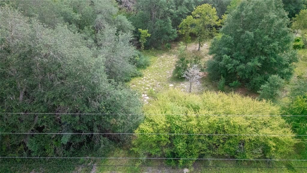 En Venta: $35,000 (1.10 acres)