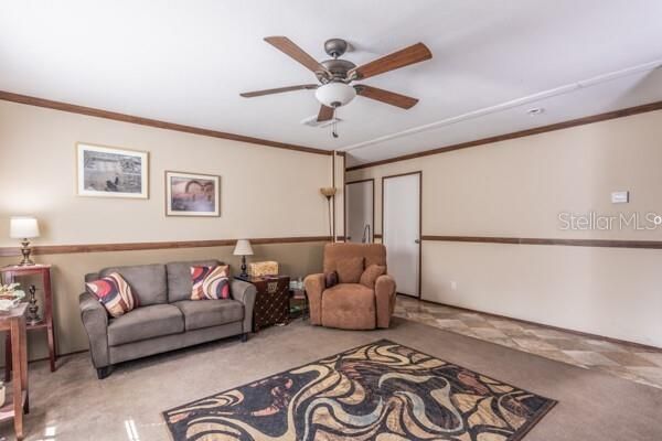 For Sale: $359,900 (3 beds, 2 baths, 1215 Square Feet)