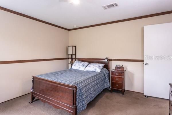 For Sale: $359,900 (3 beds, 2 baths, 1215 Square Feet)