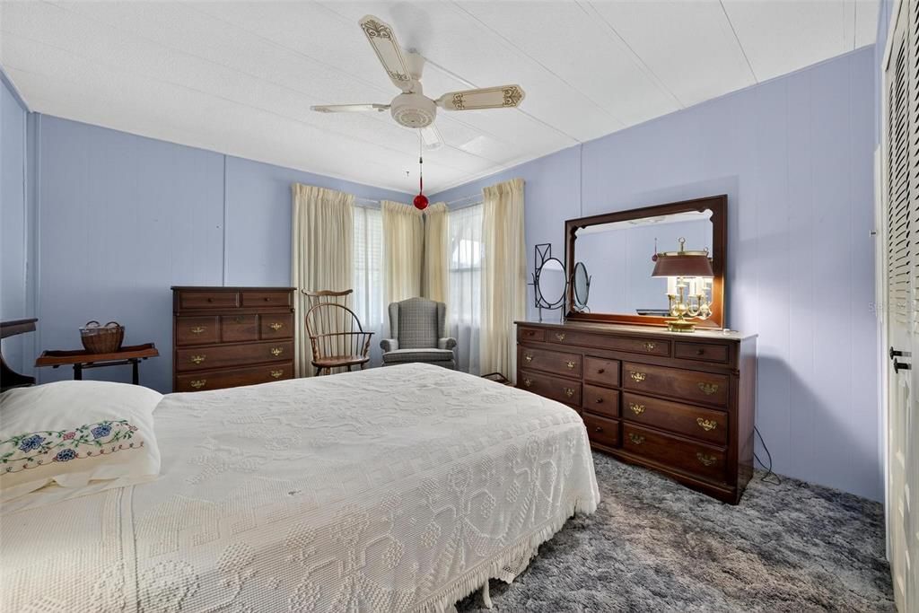 待售: $265,000 (2 贝兹, 2 浴室, 1152 平方英尺)