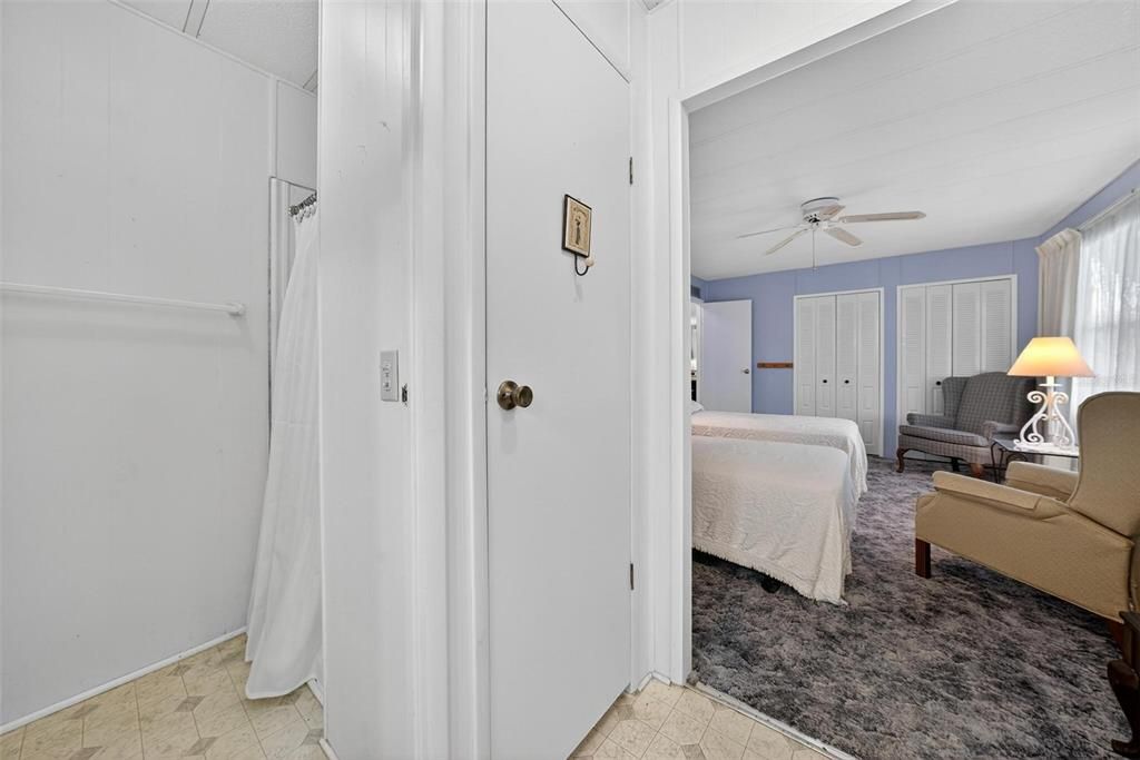 待售: $265,000 (2 贝兹, 2 浴室, 1152 平方英尺)