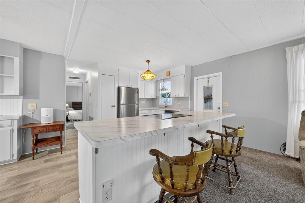 待售: $265,000 (2 贝兹, 2 浴室, 1152 平方英尺)