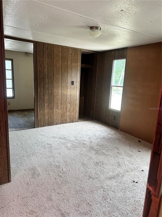 待售: $120,000 (2 贝兹, 2 浴室, 720 平方英尺)