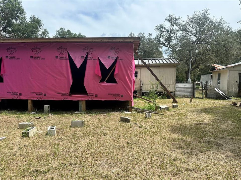 待售: $120,000 (2 贝兹, 2 浴室, 720 平方英尺)