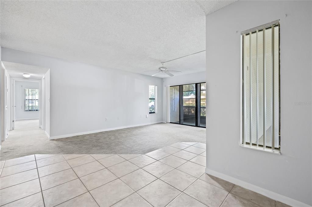 待售: $170,000 (2 贝兹, 2 浴室, 1041 平方英尺)