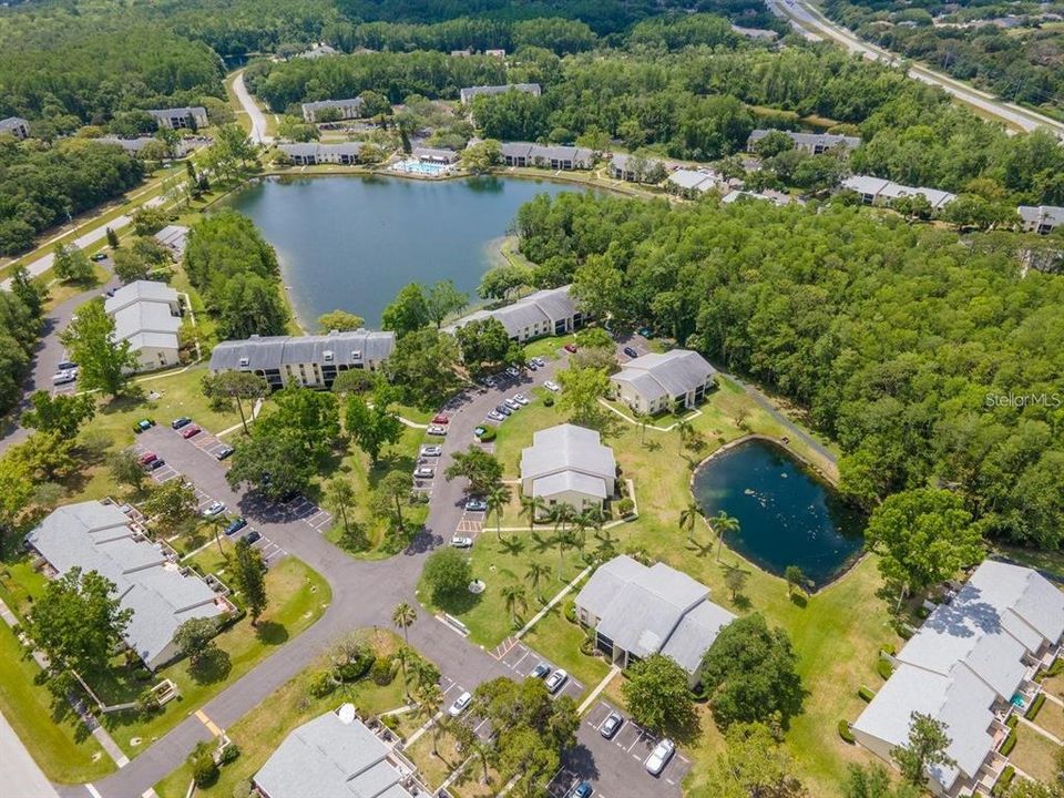 待售: $170,000 (2 贝兹, 2 浴室, 1041 平方英尺)