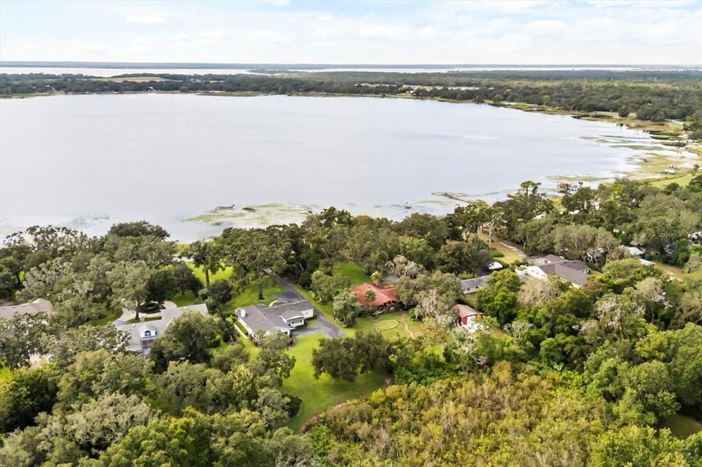 For Sale: $680,000 (4 beds, 2 baths, 2868 Square Feet)