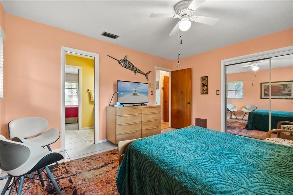 For Sale: $680,000 (4 beds, 2 baths, 2868 Square Feet)